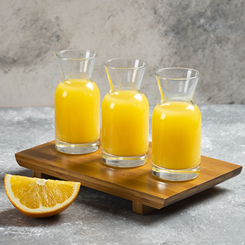 น้ำดื่มและน้ำผลไม้