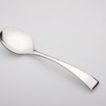 Twin Fish ช้อนส้อมลาย 1517 – ช้อนเสิร์ฟ